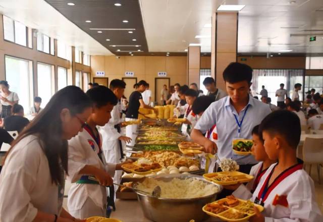 2018年中国中小学生跆拳道联赛(河南分站)在商丘兴华学校圆满落幕