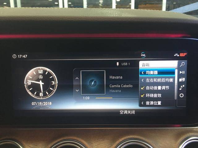 奔驰e300l小柏林全套音响 顶棚柏林,完美视听享受