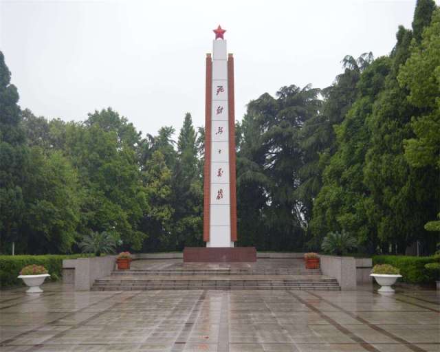崇明县烈士馆占地面积14520平方米.