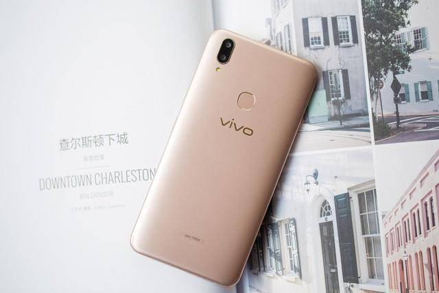 玩转极致工艺 vivo y85与华为p20对比结果出现"意外"