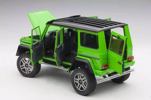 g500 4x4汽车模型成品官图,即将上市的颜色有 alien green 绿色和