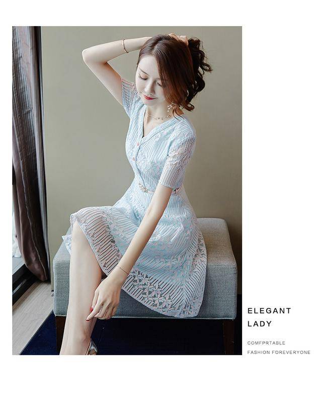 遇见那一抹蓝:飘逸灵动的连衣裙,行走间袅袅曼妙,风韵