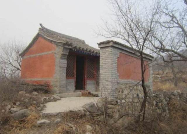 为什么有些农村的每个村口都有个小庙, 是什么庙? 今天可算长见识了
