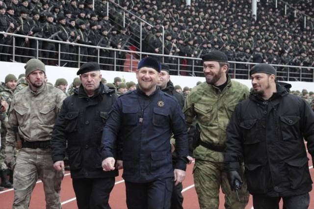车臣总统小卡德罗夫与普京是什么关系,在车臣地位如何