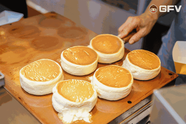 全球第一份香港舒芙蕾pancake打卡指南!-美食频道