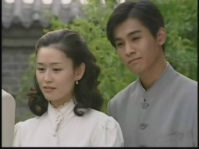 《金粉世家》重播,原来这部剧里有这么多一线明星,乔振宇竟然也有参演