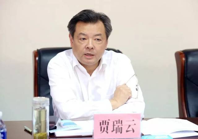 贾瑞云,王波深入西区调研经济社会发展情况
