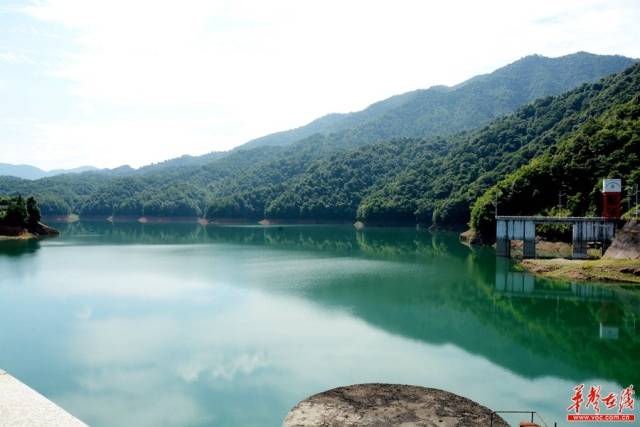 "关注湘村人居环境"系列报道 株树桥水库:从监管制度到村民观念,筑起