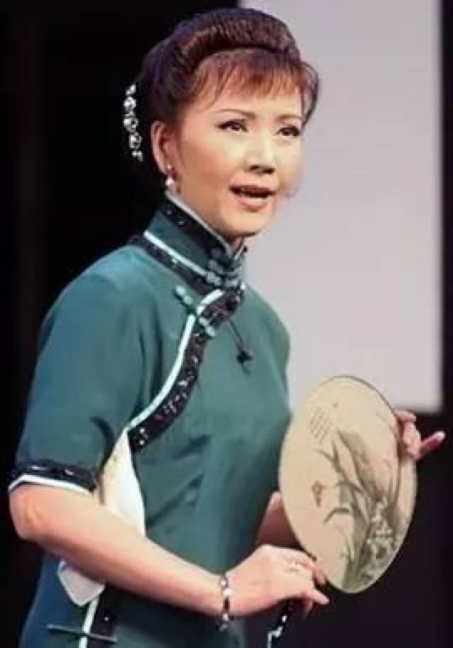 茅善玉,沪剧表演艺术家,1962年出生谏上海.