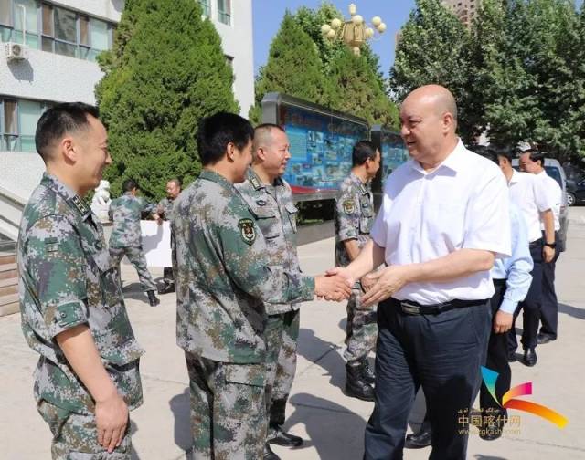 特别关注 |喀什地区领导分组慰问驻喀解放军和武警部队官兵