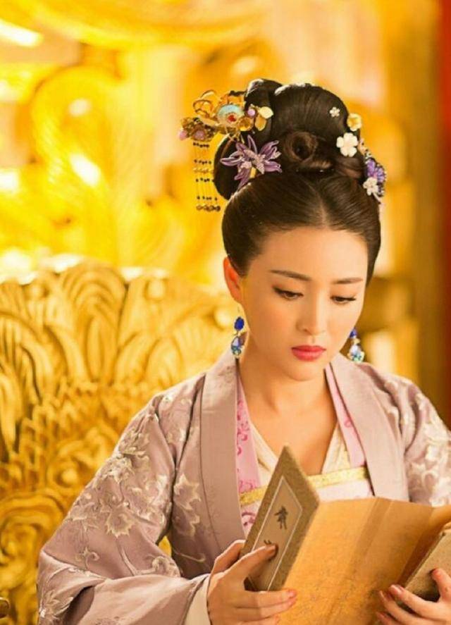 最近热播的《开封府传奇》中甘婷婷饰演的刘娥是谋臣枢密使张德林
