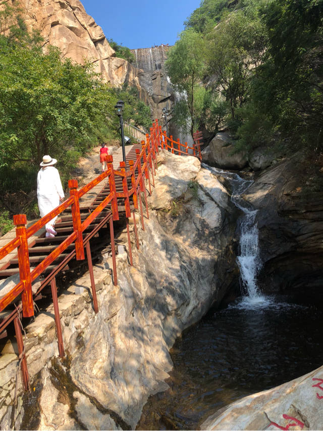 密云清凉谷玻璃栈道,天桥,水晶长城,大雨后是游山玩水最佳时机