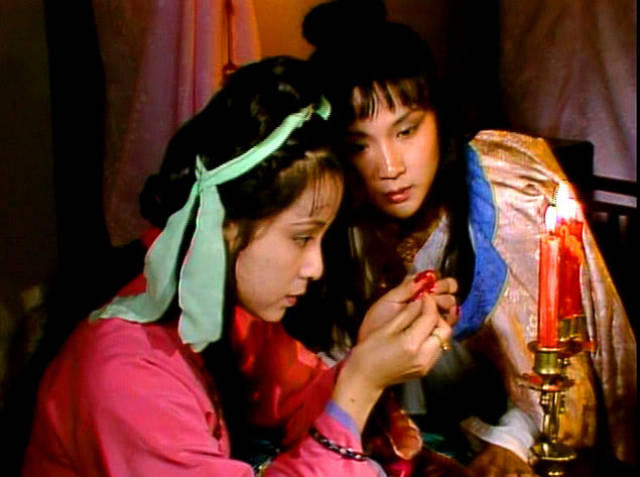 另一种角度看《红楼梦》里袭人与晴雯,谁更适合做自己的终身伴侣