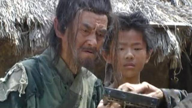 朱元璋的大哥为什么叫朱重四，他家就哥四个，为啥他叫朱重八?