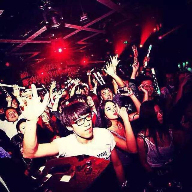 北京东方斯卡拉西部酒城八月全新节目预告 每