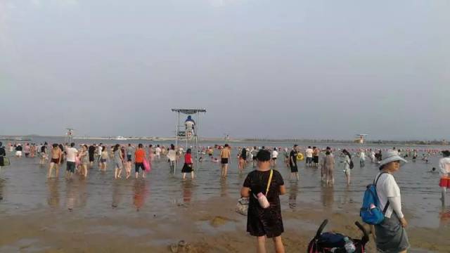宁波万人沙滩今起暂关公园水域!因台风要来?