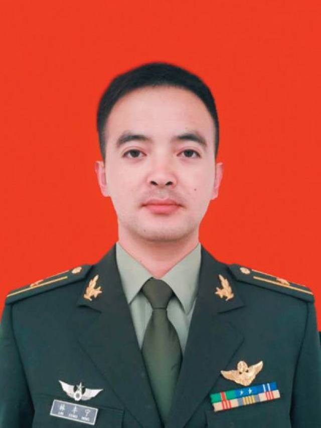 吴思聂 武警浙江台州支队上尉警官,前仓镇后吴村人