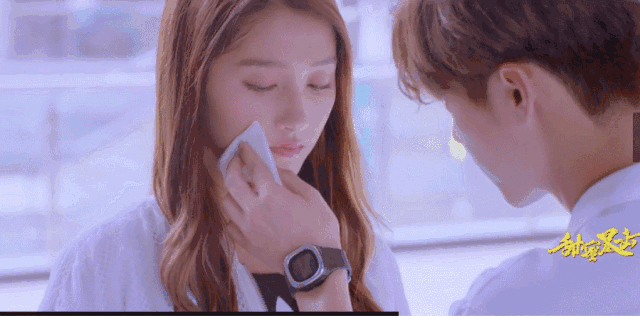 鹿晗关晓彤高甜cut,那些藏在暴击里的甜蜜