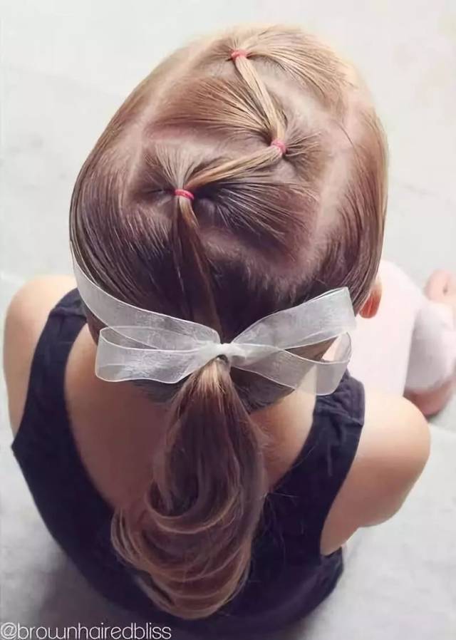 丝带配简单编发,这组儿童编发打动了无数妈妈的心