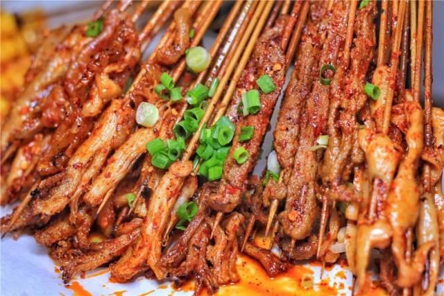 传统“把把烧”双人烧烤会,走一波!