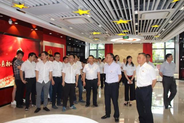 追寻红色记忆 增强发展动力 --九星村党委50多