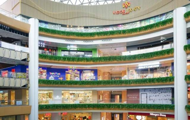 国内首个屋顶凌空跑道即将登陆!上海长风大悦城,为都市造了个城!