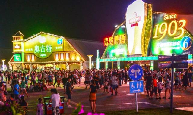 青岛啤酒大篷为吸粉放大招!