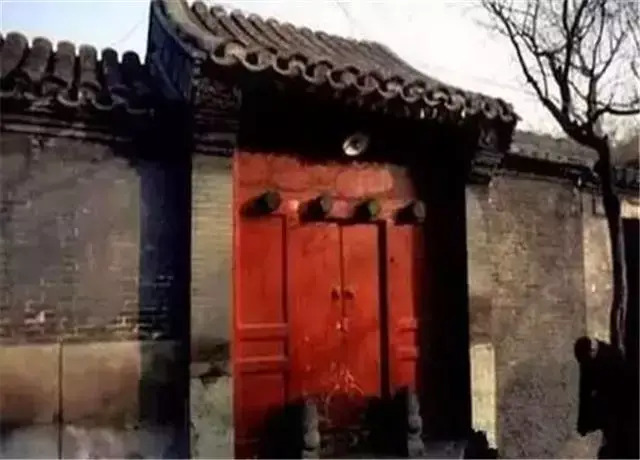 "门当户对"原来是这个意思,从大门看主人的社会等级
