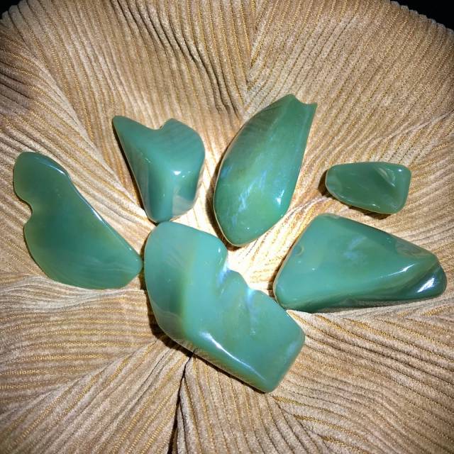 迪拜,不仅富得流油,还出产"和田玉"