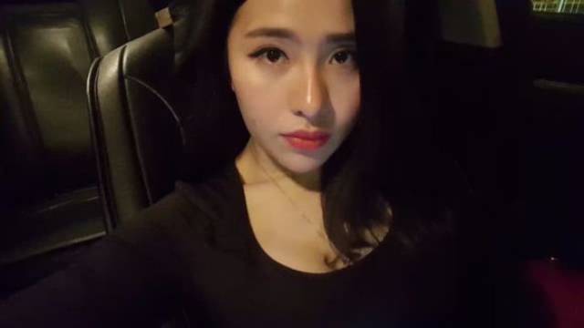 如果你喜欢撩人max的女司机,那她就是!——谭小娜娜入驻斗鱼!