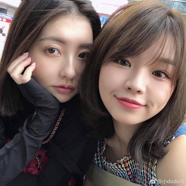 王思聪前女友豆得儿游川西,被网友调侃分手费花完了只能国内游了