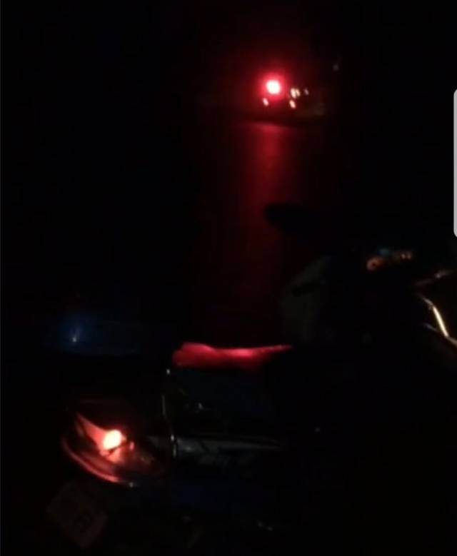 恐怖!深更半夜,泰州16岁少年一头栽进坟地…墓碑都断了