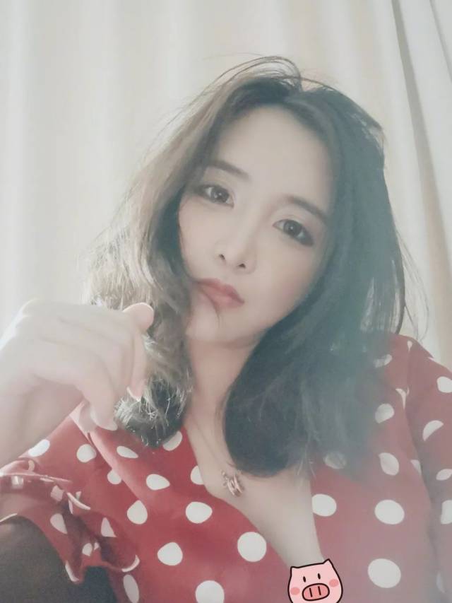 斗鱼封禁一姐,陈一发儿直播调侃南京大屠杀被举报