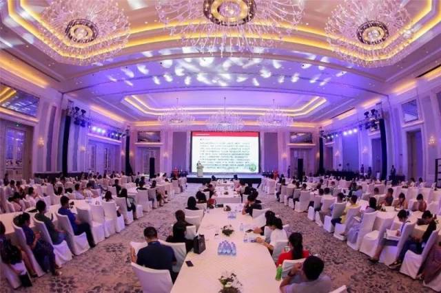 200位行业大咖齐聚海口丽思 庆周年畅谈旅游会展