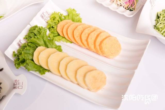 在吃火锅的时候,也可以加入土豆或地瓜片(3元/份,减少嘌呤的产生.