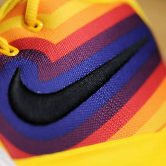 soar 限量发售|nike kyrie 4 "70s"