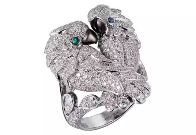 卡地亚顶级珠宝系列蛇形钻石铂金戒指,通体圆形明亮切割钻石,参考售价