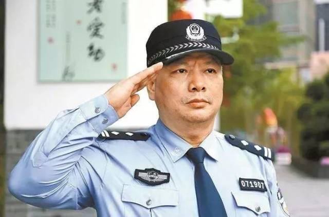 一位老军转警讲述亲身经历!