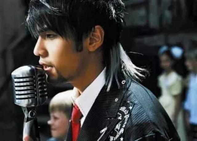 这个人差点让周杰伦下岗,他究竟做了什么?