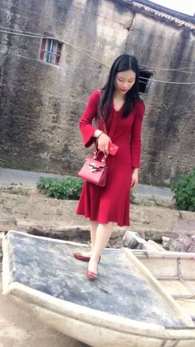 寻人启事 姓名:陈紫莉 性别:女 年龄:26 户籍地或常住地:广东省普宁