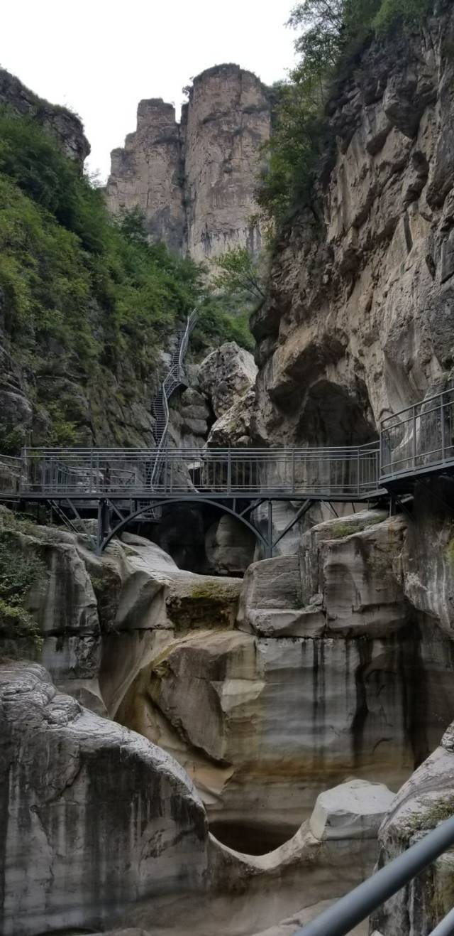 长治最适合自驾的景区——神龙湾,可看挂壁公路和壮观