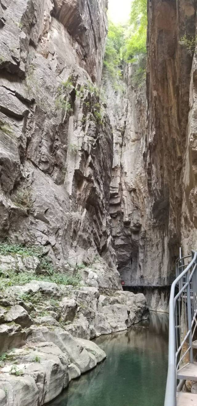 长治最适合自驾的景区——神龙湾,可看挂壁公路和壮观