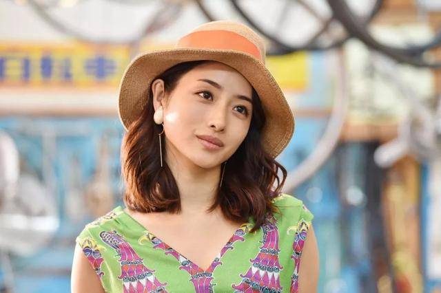 石原里美新剧《高岭之花》大家都看了吗?虽然男主的颜值emmmm.