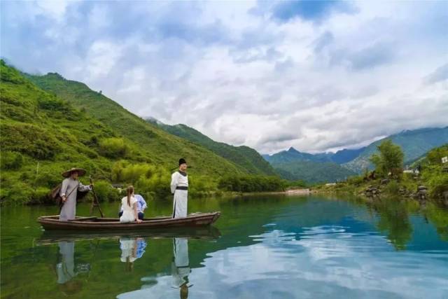 秋浦河李白(摄影:domi李)