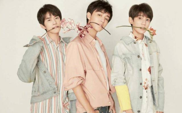 tfboys三小只出道五周年合体,网友:还是三人,但人气差距太大!