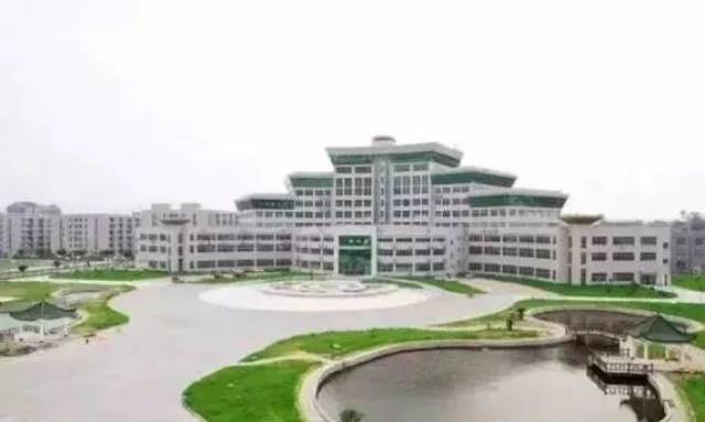 未被录取的中考生注意!抓住本次志愿填报机会,这所学校值得一看