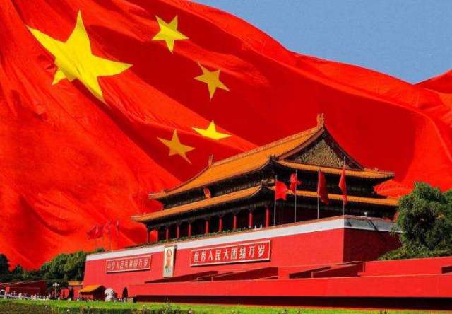 时评弘扬爱国奋斗精神建功立业新时代