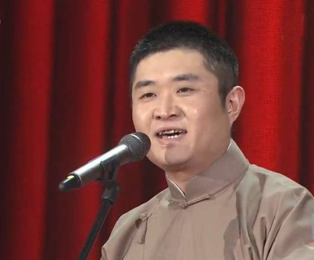 相声女演员魏文华逝世苗阜发文悼念称呼惹争议