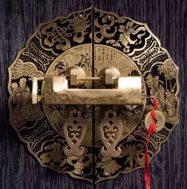 我国最早的锁具是仰韶文化遗址出土的木制锁, 起源于门闩.