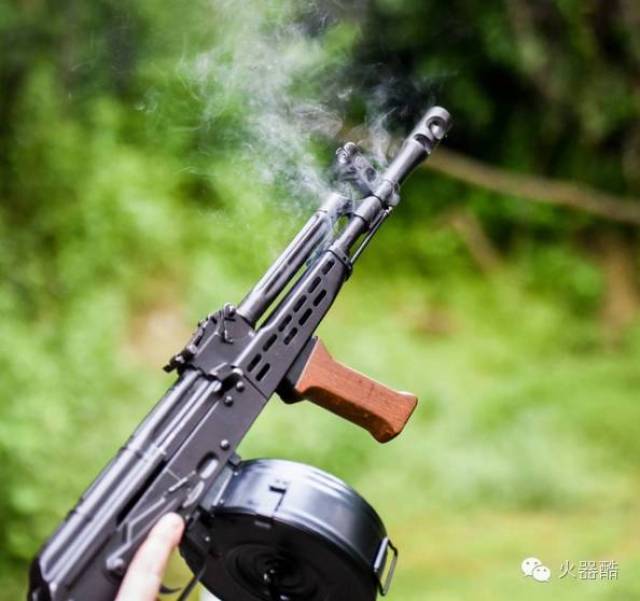 【突击利器】匈牙利amd-65式突击步枪